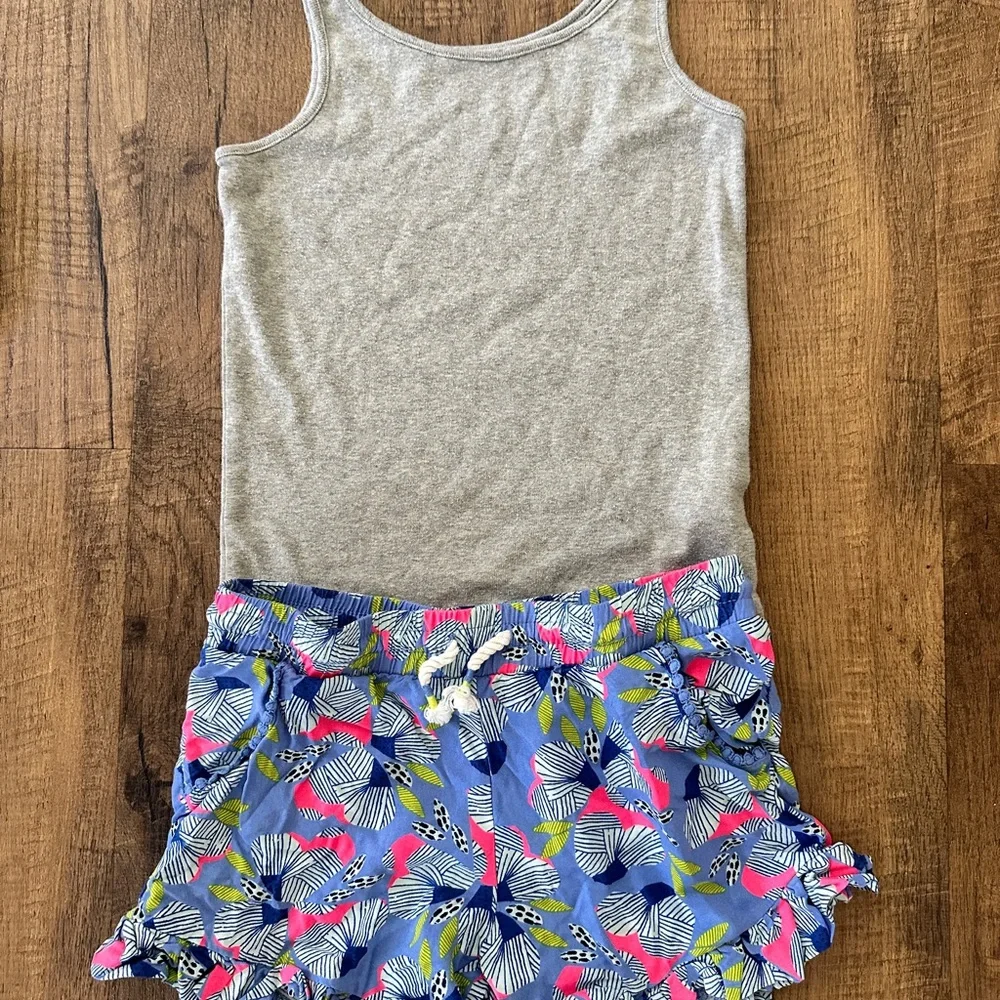 Youth Girl’s size Medium Gap Gray Tank Top & cat & Jack Blue Leaf Print Shorts - Picture 4 of 5